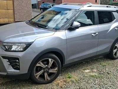 Gebraucht SsangYong Tivoli 163 PS (119 kW) 2024 Silber SUV