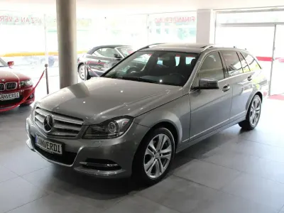 Gebraucht Mercedes C200 Avantgarde 184 PS (135 kW) 2012 Grau Kombi