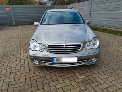 Mercedes C200