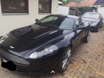 Aston Martin DB9