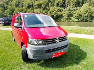 Używany VW Transporter 102 KM (75 kW) 2012 Czerwony Van