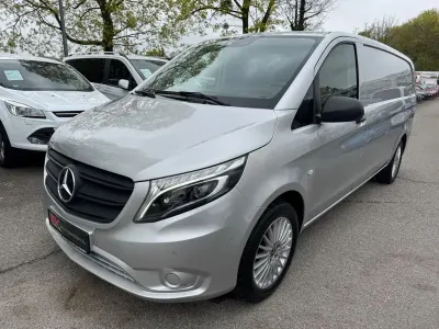 Gebraucht Mercedes Vito 190 PS (139 kW) 2020 Silber Van