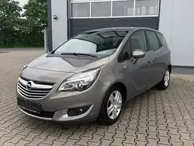 Używany Opel Meriva Innovation 120 KM (88 kW) 1999 Andere Minivan
