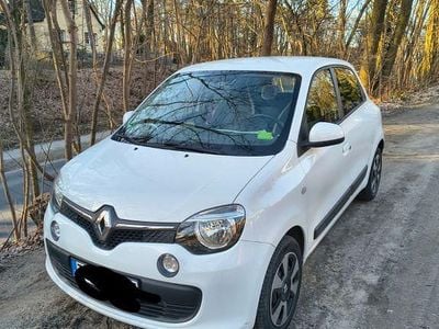 Gebraucht Renault Twingo Experience 71 PS (52 kW) 2016 Weiß Kleinwagen