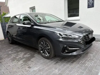 Gebraucht Hyundai i30 Edition 30+ 116 PS (85 kW) 2021 Grau Limousine