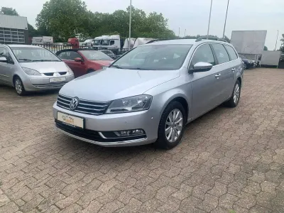 Gebraucht VW Passat Comfortline 140 PS (102 kW) 2013 Reflexsilber metallic Kombi