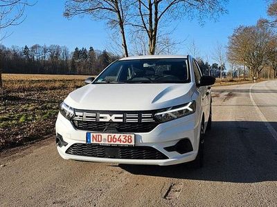 Gebraucht 2022 Dacia Sandero Essentiel Kleinwagen | 12.699 € (Guter Preis)