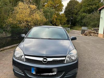 Opel Astra GTC