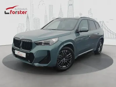 Gebraucht BMW X1 M Sport 197 PS (144 kW) 2024 Cape york grün SUV