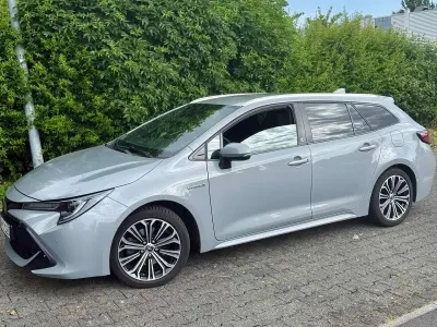 Gebraucht Toyota Corolla Sport 152 PS (111 kW) 2021 Grau Limousine