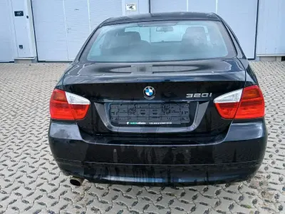 Gebraucht BMW 320 150 PS (110 kW) 2005 Schwarz Limousine