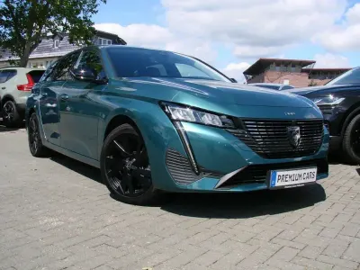 Gebraucht Peugeot 308 SW Allure 181 PS (133 kW) 2022 Avatarblau (metallic) Kombi