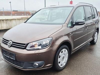 Gebraucht VW Touran Match 105 PS (77 kW) 2012 Braun Van / Kleinbus