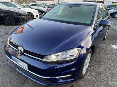 Gebraucht VW Golf VII Join 116 PS (85 kW) 2018 Atlantic blue metallic Kleinwagen