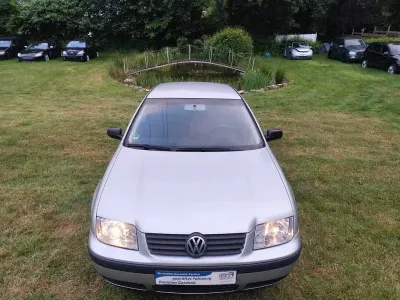 Gebraucht VW Bora Basis 105 PS (77 kW) 2003 Silber Limousine