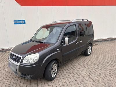 Schwarz Gebraucht 2007 Fiat Doblò Van / Kleinbus | 3.600 € (Fairer Preis)