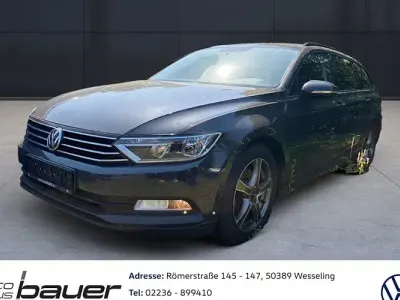 Gebraucht VW Passat Trendline 150 PS (110 kW) 2018 Grau Kombi