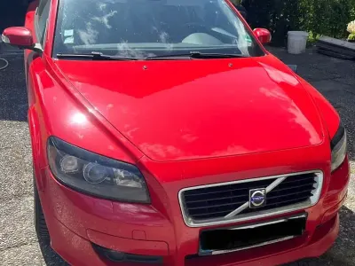 Gebraucht Volvo C30 R-Design Momentum 125 PS (91 kW) 2008 Rot Kleinwagen