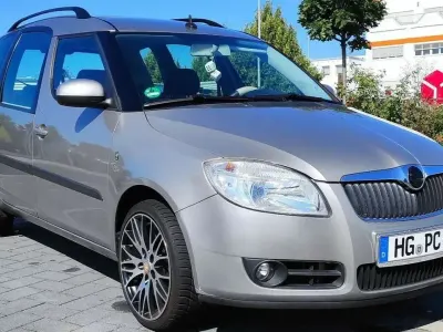 Gebraucht Skoda Roomster 105 PS (77 kW) 2007 Gelb Van / Kleinbus