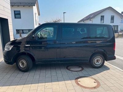 Gebraucht VW T6 Comfortline 150 PS (110 kW) 2016 Schwarz Van