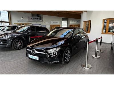 Gebraucht Mercedes A200 Style 150 PS (110 kW) 2021 Nachtschwarz Limousine