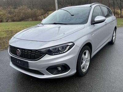 Gebraucht Fiat Tipo Lounge 120 PS (88 kW) 2017 Silber Kombi