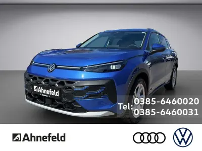 Nuova VW T-Roc Style 150 CV (110 kW) 2026 Blu SUV