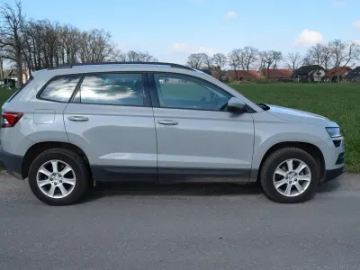 Gebraucht Skoda Karoq 116 PS (85 kW) 2019 Grau SUV
