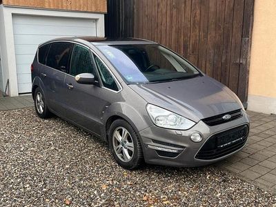 Braun Gebraucht 2011 Ford S-MAX S Van / Kleinbus | 6.100 € (Fairer Preis)