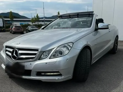 Gebraucht Mercedes E220 170 PS (125 kW) 2011 Silber Cabrio
