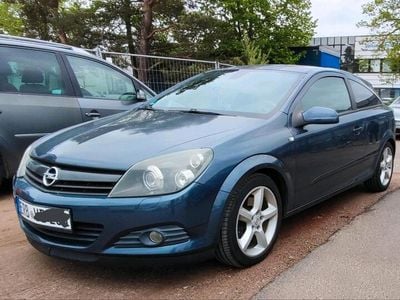 Opel Astra GTC