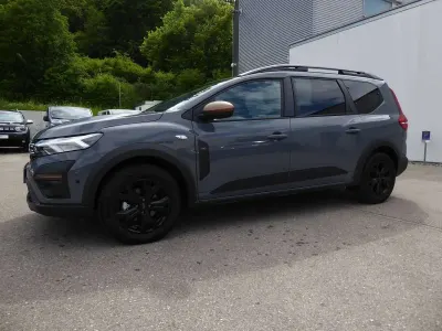 Neu Dacia Jogger Extreme 141 PS (103 kW) 2025 Schiefer grau Van / Kleinbus