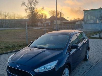 Gebraucht Ford Focus ST-Line 120 PS (88 kW) 2017 Blau Limousine