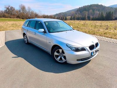 Gebraucht BMW 520 177 PS (130 kW) 2008 Silber Kombi