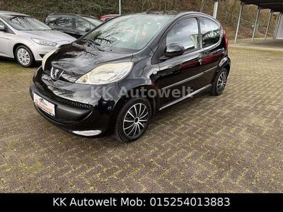 Usata Peugeot 107 Filou 68 CV (50 kW) 2008 Nero Utilitaria