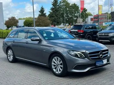 Gebraucht Mercedes E200 Avantgarde 184 PS (135 kW) 2019 Grau Limousine
