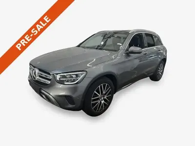 Gebraucht Mercedes GLC200 AMG line 194 PS (142 kW) 2022 Selenitgrau metallic SUV