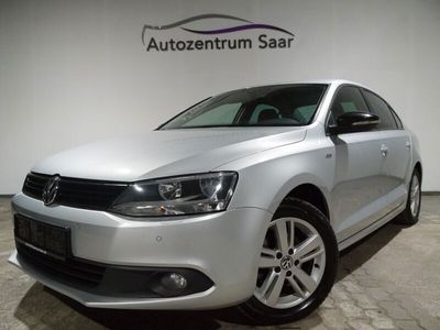Gebraucht VW Jetta Match 105 PS (77 kW) 2012 Silber Limousine