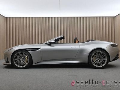 Gebraucht Aston Martin DB12 680 PS (500 kW) 2024 Silber Cabrio