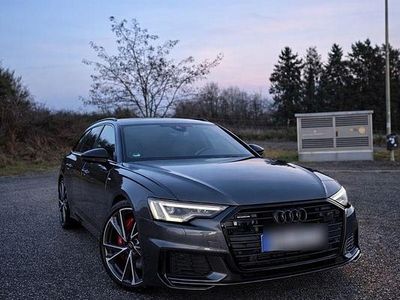 Grau Gebraucht 2020 Audi A6 Ambiente Kombi | 35.000 € (Fairer Preis)