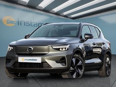 Grün Gebraucht 2025 Volvo EX40 SUV | 50.749 € (Guter Preis)