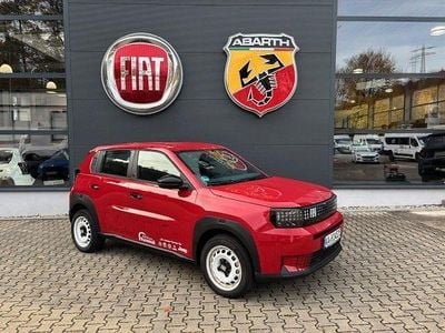 Gebraucht Fiat Grande Panda Red 83 kW (113 PS) 2025 Rot Kleinwagen
