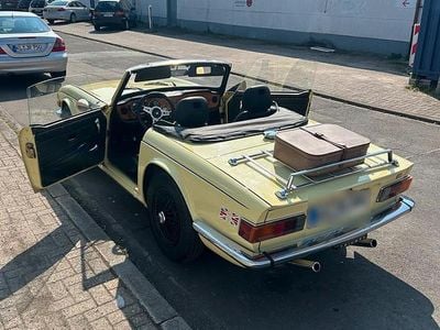 Gebraucht Triumph TR6 90 PS (66 kW) 1976 Gelb Cabrio