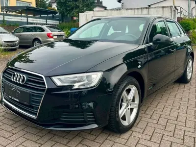 Gebraucht Audi A3 Sport 116 PS (85 kW) 2019 Schwarz Limousine