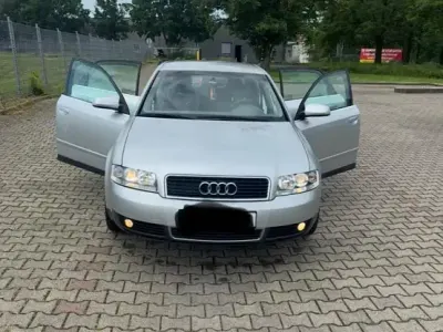 Gebraucht Audi A4 131 PS (96 kW) 2000 Grau Limousine