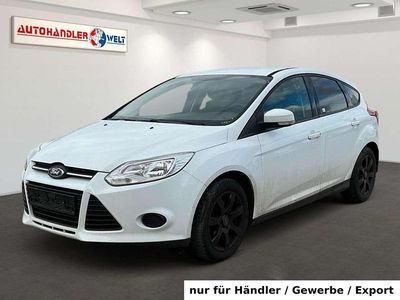 Gebraucht Ford Focus Trend 105 PS (77 kW) 2011 Weiß Limousine