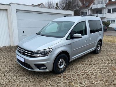 Silber Gebraucht 2015 VW Caddy Comfortline Van / Kleinbus | 9.750 € (Guter Preis)