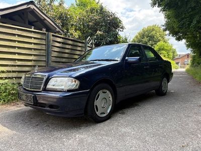 Mercedes C200