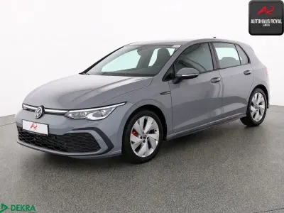 Gebraucht VW Golf VIII GTD 200 PS (147 kW) 2024 Mondsteingrau Limousine