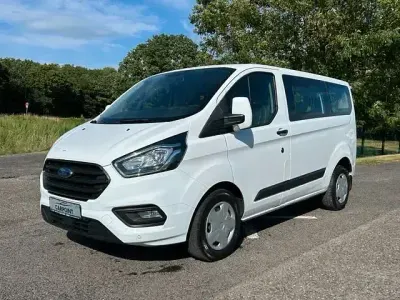 Gebraucht Ford Transit Custom Trend 131 PS (96 kW) 2019 Frostweiß Van
